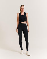 Legging Com Recorte Bolso Lateral - Preto