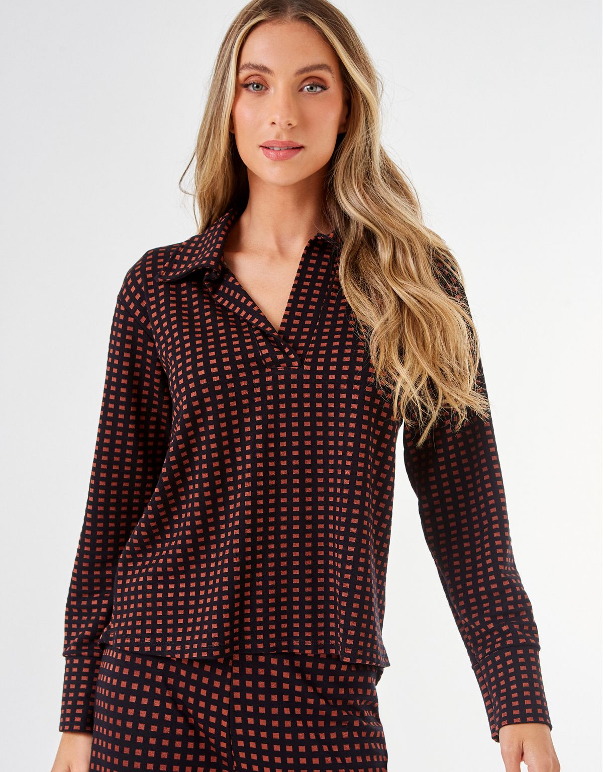 Camisa Gola Polo Estampado Geométrico - Preto