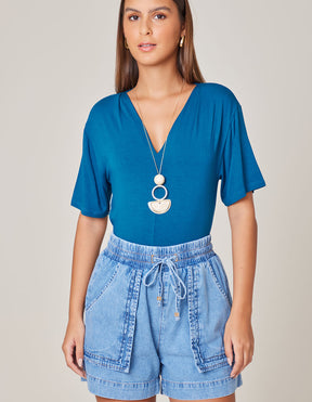 Short Jeans Elástico e Bolsos - Denim Medio
