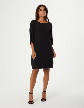 Vestido Curto Manga Moldura - Preto