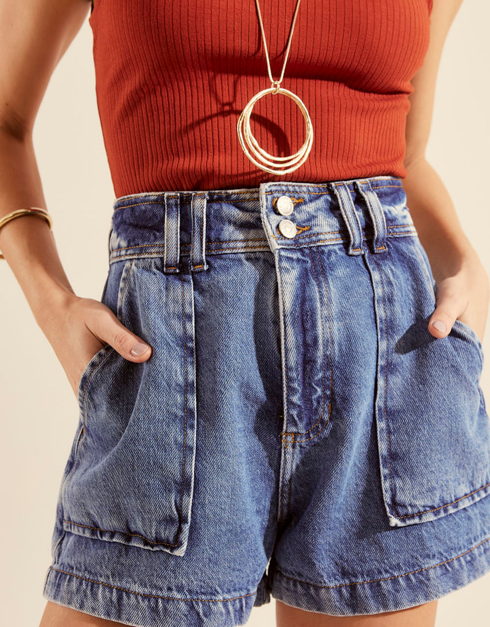 Short Jeans Bolsos Frontais - Denim Medio