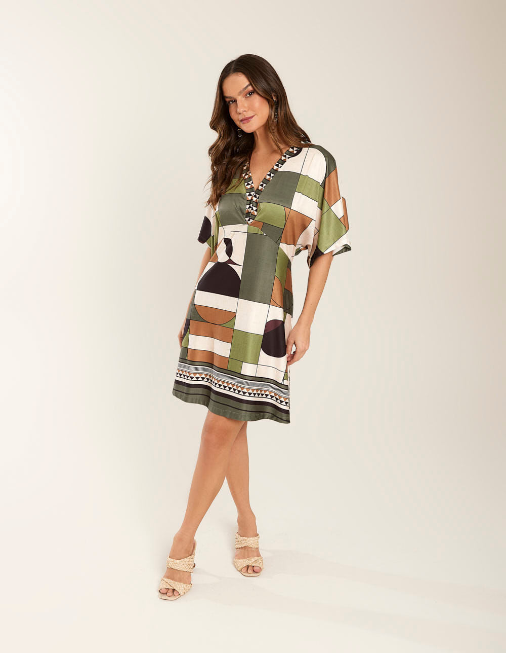 Vestido Curto Estampado Milene Barrado - Areia