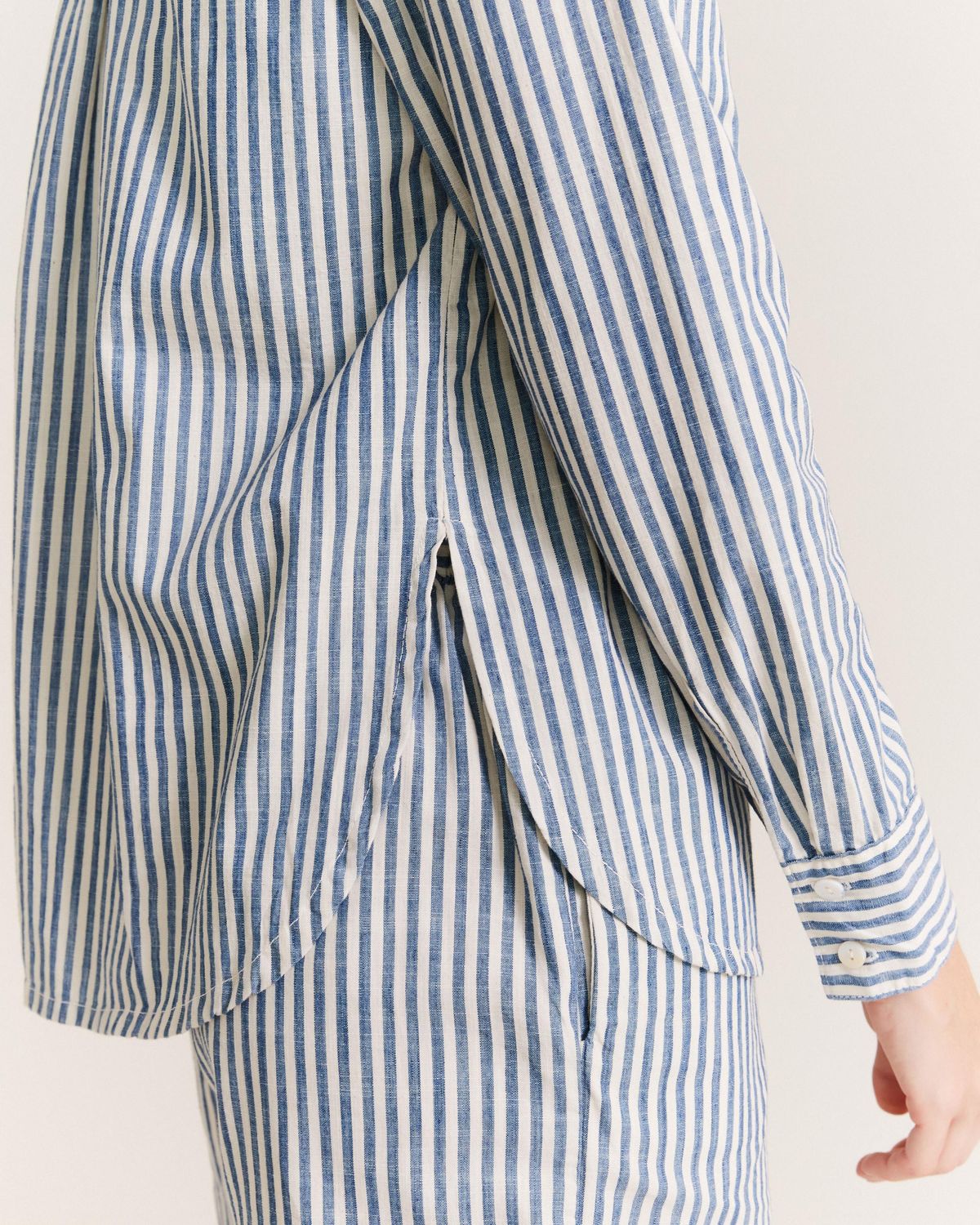 Camisa Ampla Listrada - Azul