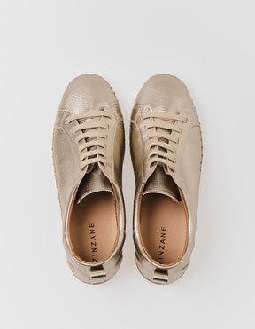 Tenis Couro Costura Solado - Prata Velho