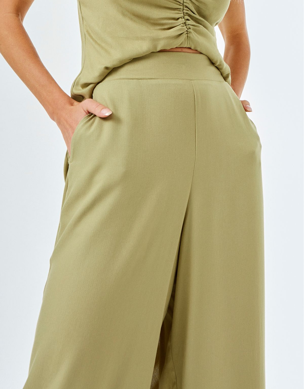 Calça Pantalona Color - Verde Oliva