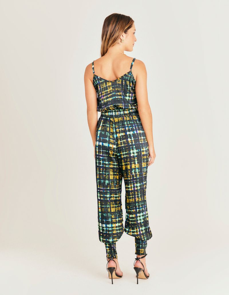 Macacão Jogger Acetinado Estampado Gaudi - Preto